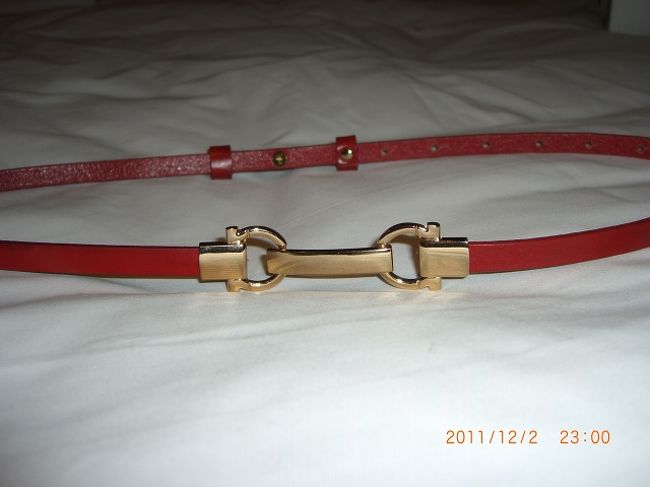 この２つのベルトも各１０，５００ウォン。