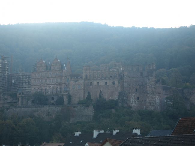 アルテ・ブリュッケからのハイデルブルク城の眺めです