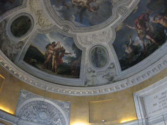 天井にも絵画。