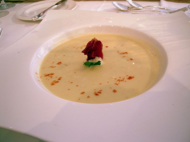 ワイアルア産スイートポテトのヴィシソワーズ。<br />