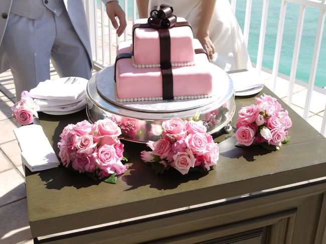 ケーキ入刀の時のケーキ！<br />かわいい！！！<br />こんなかわいいの初めて〜☆