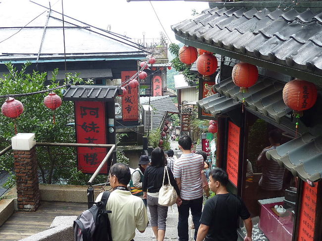 台北から一時間程度で行ける九份という街へ。<br /><br />詳細は別のブログに載せました。<br />http://blog.livedoor.jp/qz2010il/archives/1390249.html<br /><br /><br />