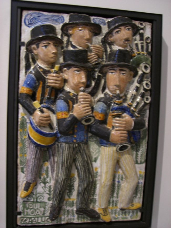 陶器、家具、民族衣装など、とっ〜ても充実<br /><br />←チケットは、この写真だった