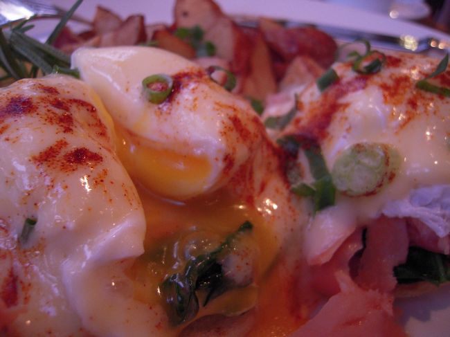 卵もトロトロ〜o(≧▽≦)o<br />おいしすぎ！！！<br /><br />サービス料含めて約$33なり。<br />セレブ気分☆<br /><br />