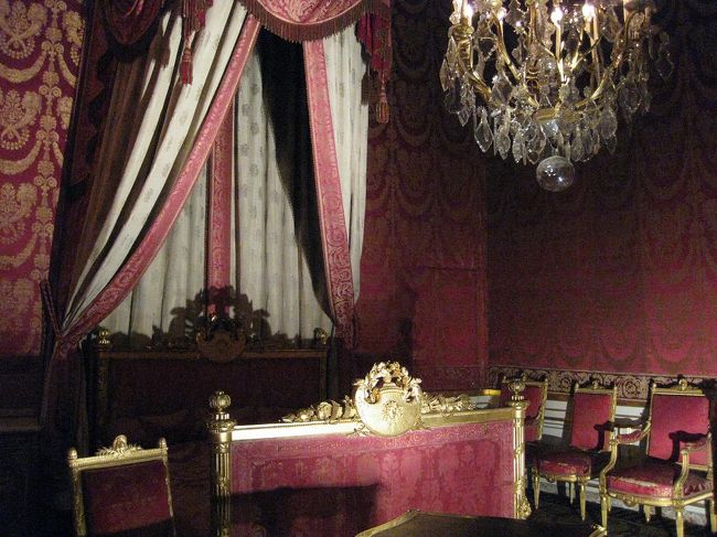 部屋がたくさんありすぎて、なにがなにやら…