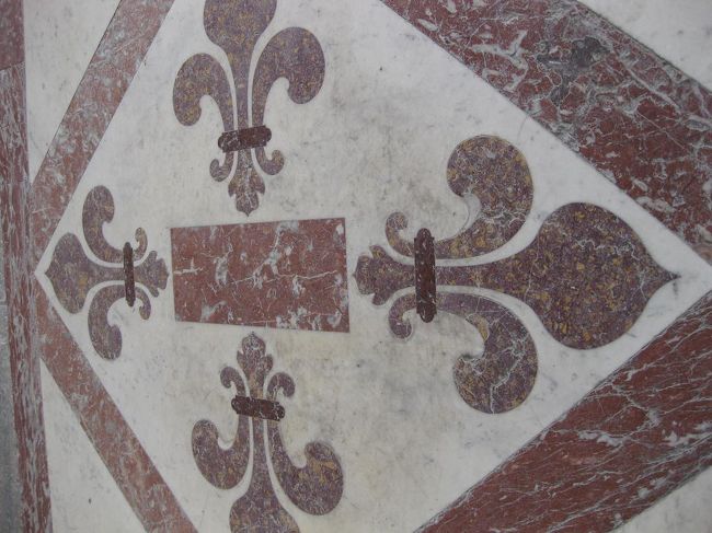 これも全部大理石だそうです。