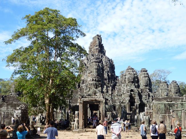 バイヨン寺院（仏教）
