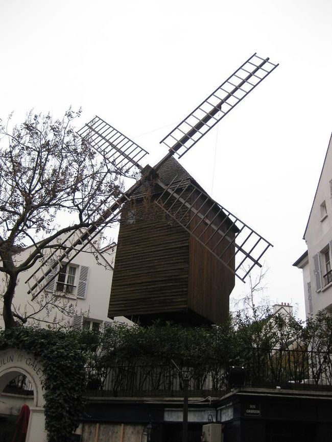 ムーラン・ド・ラ・ギャレットを見たり。