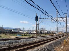 新町-北藤岡間



高崎線
左手ホームは八高線北藤岡駅

藤岡市立石７５８
八高線北藤岡駅 徒歩３分