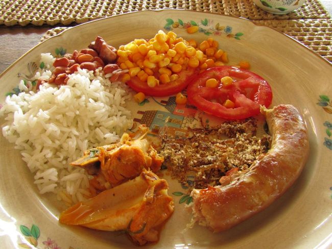 牧場のもう一つの楽しみ<br /><br />今回はパイオニア時代の料理を再現してもらいました。<br />もちろんすべて牧場と農場でとれたものです