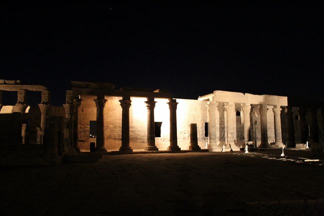 イシス神殿の音と光のショー