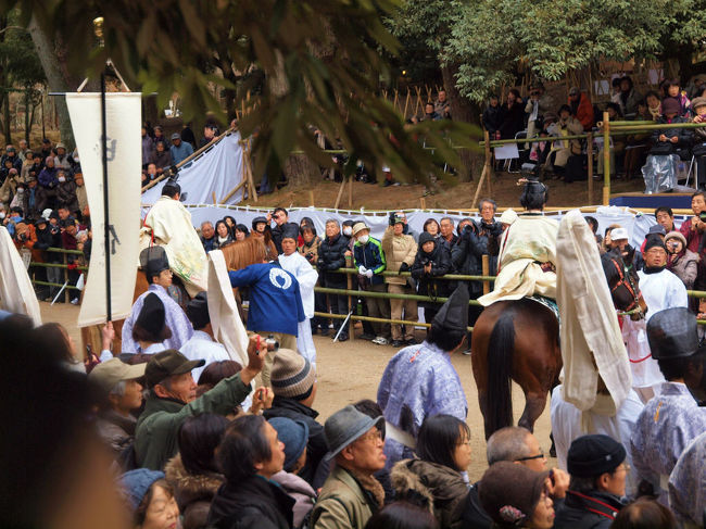 日の使い<br /><br />　頭屋児に向かいご挨拶