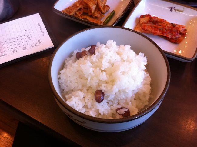 栄養ご飯付き。蟹の殻にごはんを入れて黙々と完食。