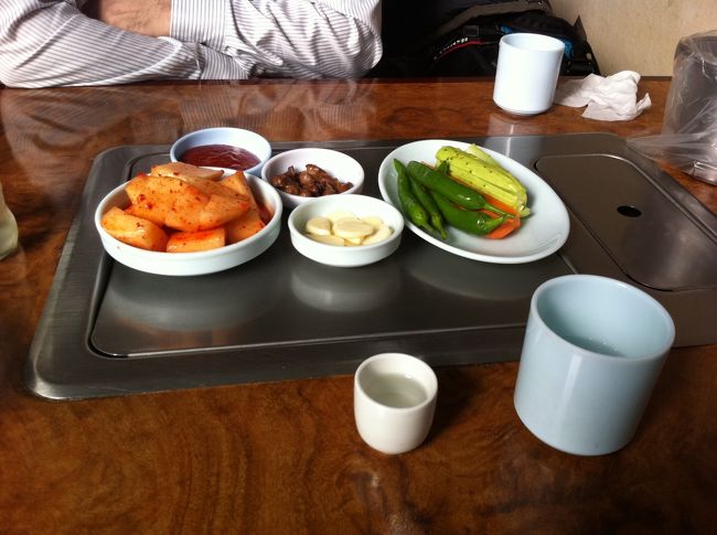 おかず。このカクテキがめちゃめちゃ美味しかった。<br />持ち帰りたい･･･