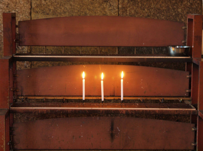 何を祈るか　ローソクの灯り