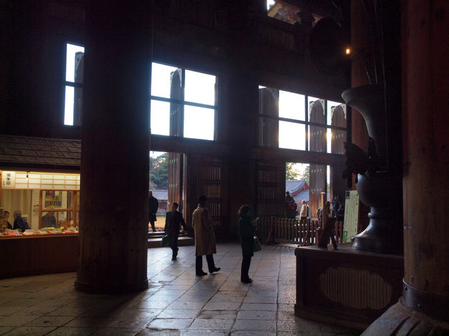 巨大な異空間<br /><br />　神秘さを漂わせる空間