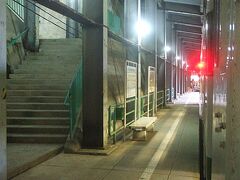 この駅は田子倉ダムの近くにある駅。スノーシェルターに覆われた駅です。