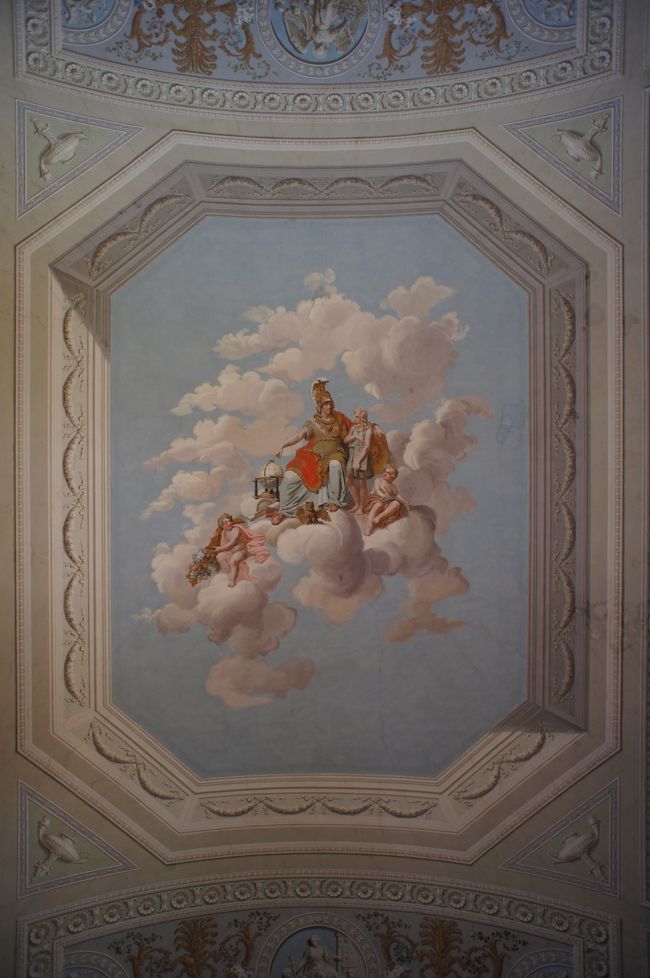 天井フレスコ画はジョセフ・クリーベルの作品。