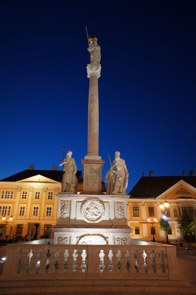 明日も素敵な一日が過ごせますように！とマリア様に祈ってみました。