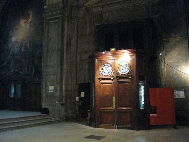 入口はこんな感じ。