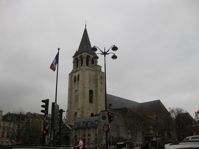 サンジェルマン・デ・プレ教会が見えてきました。