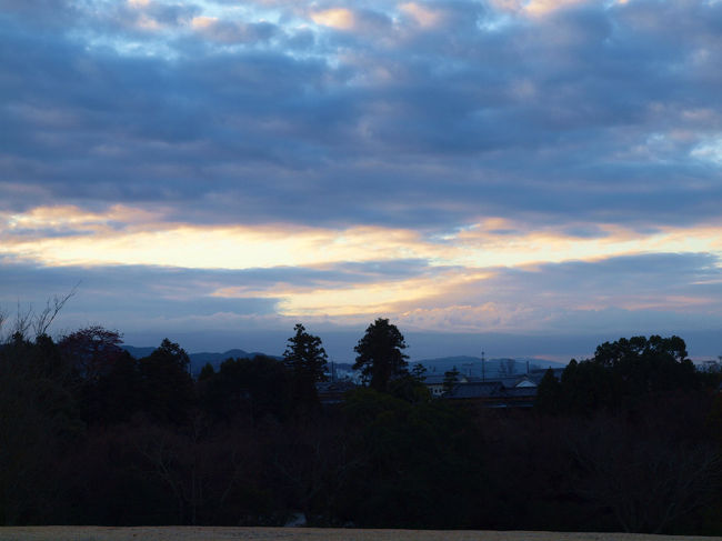 雲も増えてきて