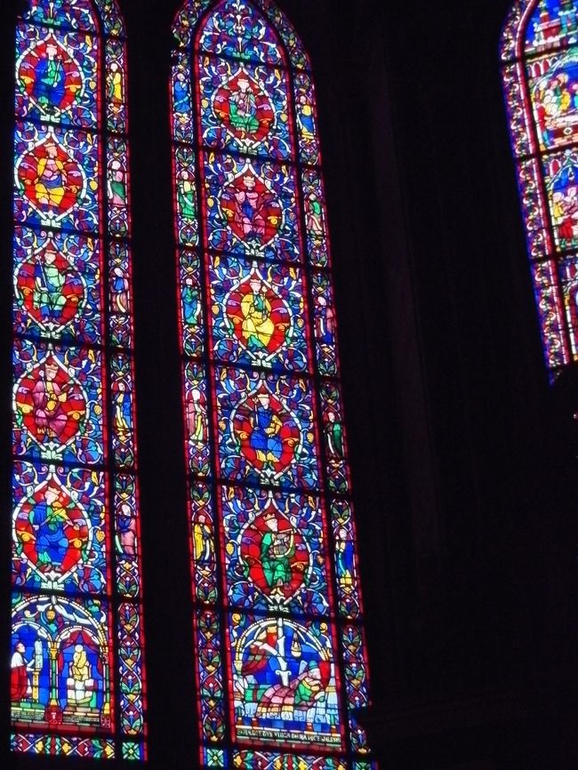 後陣<br /><br />ステンドグラス