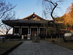 東大寺法華堂
一般には三月堂の通称で知られています。