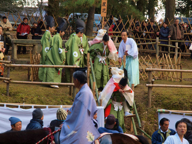 背負われて　退場<br /><br />　目前を大和士がゆく