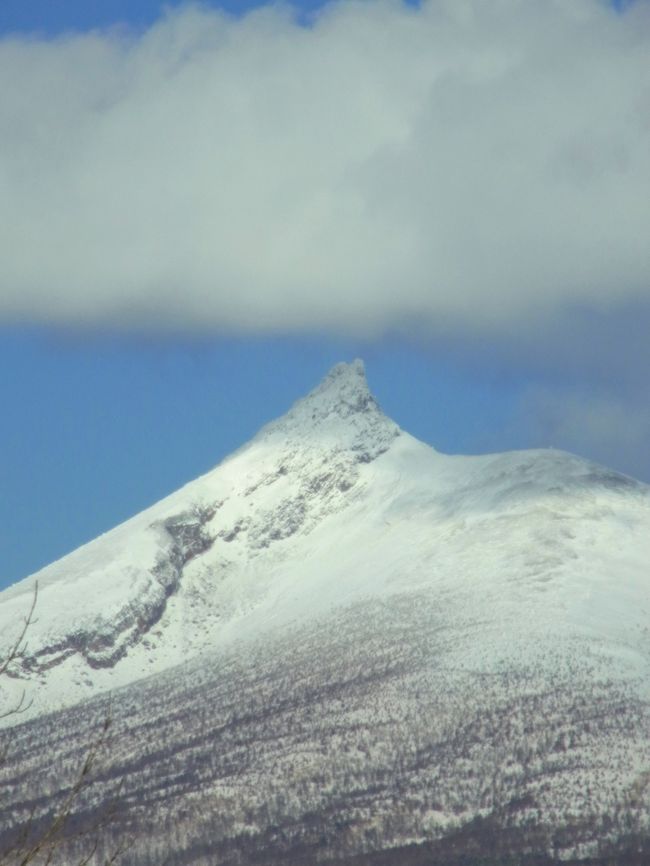 駒ケ岳って良く見ると<br />マッターホルンに似てません？？？