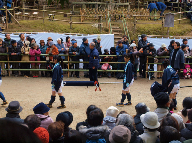 それぞれのものを携えて<br /><br />　女性ふたり