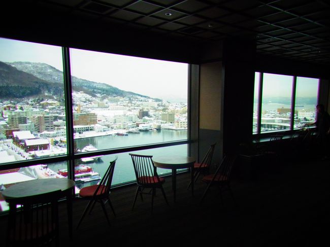 湯上り処もゆったりとしたスペースで<br />アイスを好きなだけ食べられます。<br />この日は4種類あったかな？<br />あ、もちろん無料です♪