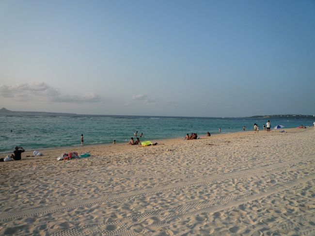 夕方に到着したので、すでに夕陽が海を照らしていました。