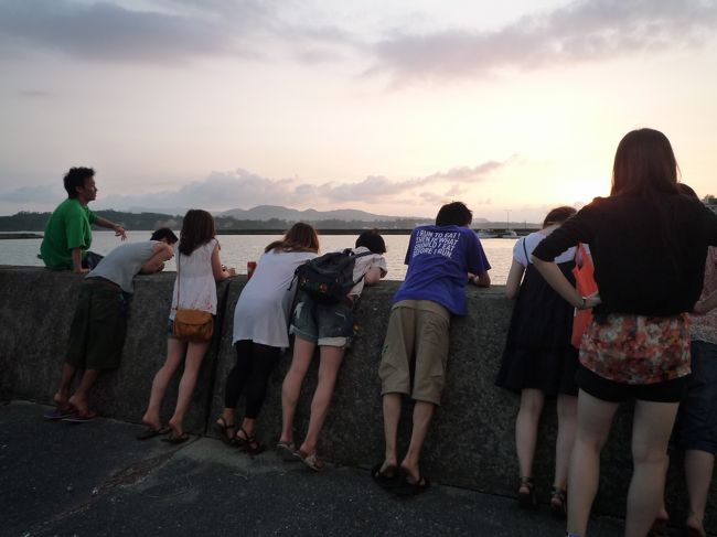 まだかまだか〜？