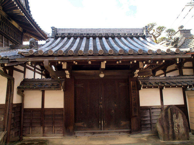 立派<br /><br />　お寺さんの薬医門