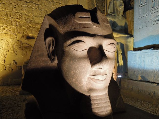 ちょつと怖いライトアップ