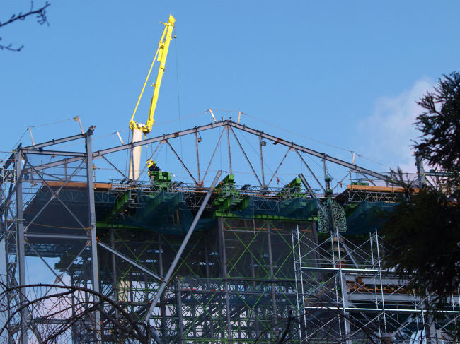 １３００年前と同じ師走の青空