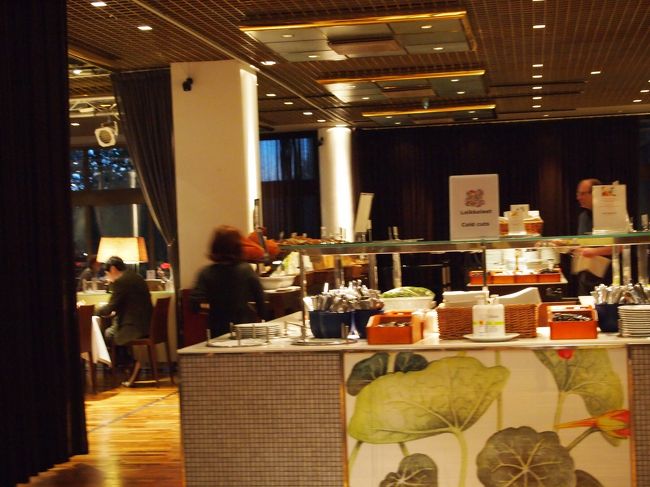 このたび最後の朝食。<br />やっぱりここの朝食はいい！<br />最終日のハードスケジュールをこなす為しっかり食べる。<br />