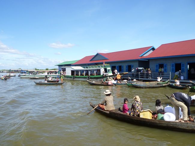 水上生活をしているのは、ベトナム人
