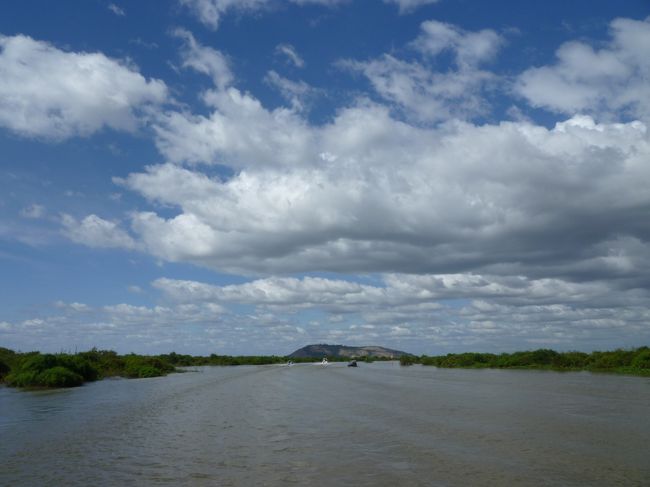 Uターンして船着き場に戻ります