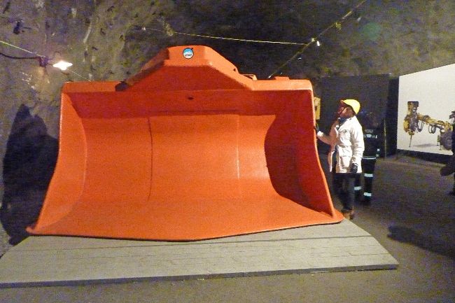 「オーロラの降る町を」~極北キルナ、アビスコで感動のオーロラシャワー体験記