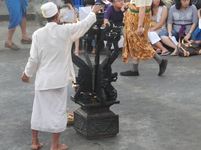 <br />　除々に火が付き、