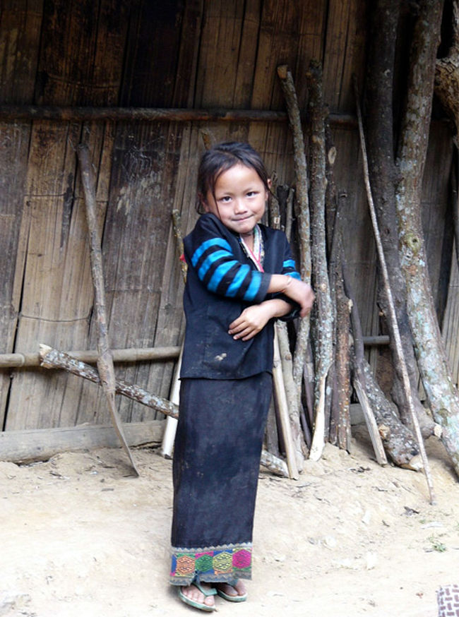 2003年、北部ラオスの少数民族の少女