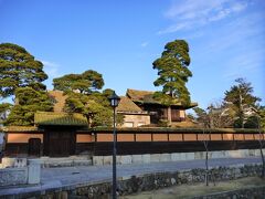大原家住宅に隣接する有隣荘は大原家の別邸で、行幸した昭和天皇が宿泊された場所でもあります。