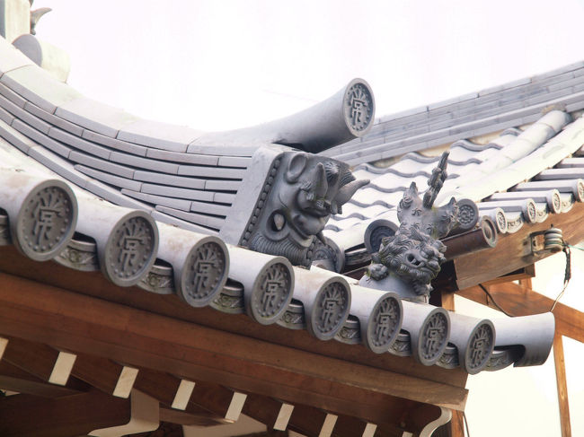 時代は新しく　建築されたようです