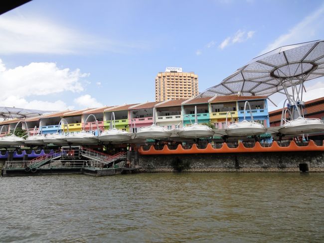 派手な建物が多いシンガポール。<br />でもかわいいから許す！