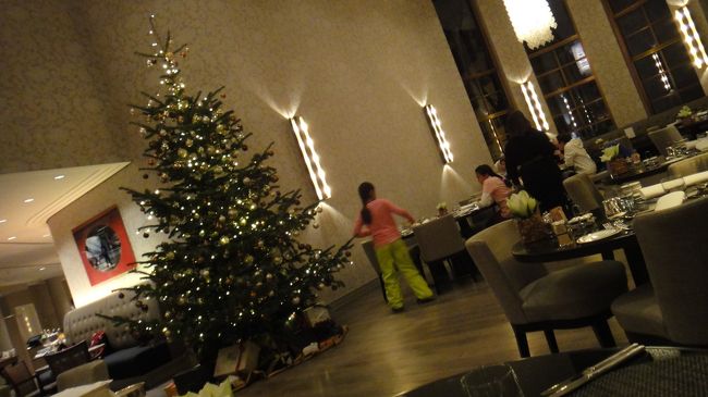 朝食はコンチネンタルブレクファストがついていたので