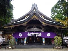 高速道路を利用して秋田市内に入りました。 

今回はあまり予習をしておかなかったことと、秋田市内は宿泊だけと考えていたため、少し余分に出来た時間にどこへ行くか、迷ってしまいました。 

市内を走っていて目に付いたのが、太平山三吉神社の看板。 

行ってみると比較的新しい社殿でしたが、一之宮と同じ規模の大きな社殿で、それだけでもこの地方の人々が篤い敬神の念を持っていることが分かります。 

太平山三吉神社は天武天皇の御代、白鳳２０年に征夷大将軍坂上田村麻呂によって建立されました。 