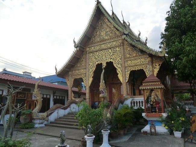 近くのお寺2分くらい