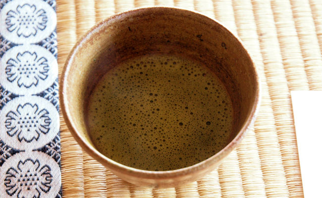 お抹茶。<br /><br />　師走の風にちょうどいい温度、、